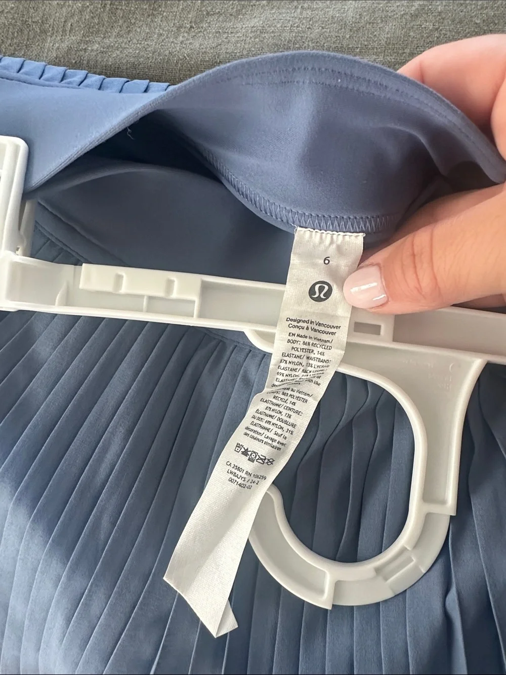 lululemon blue Pleated tennis Skirt size 6